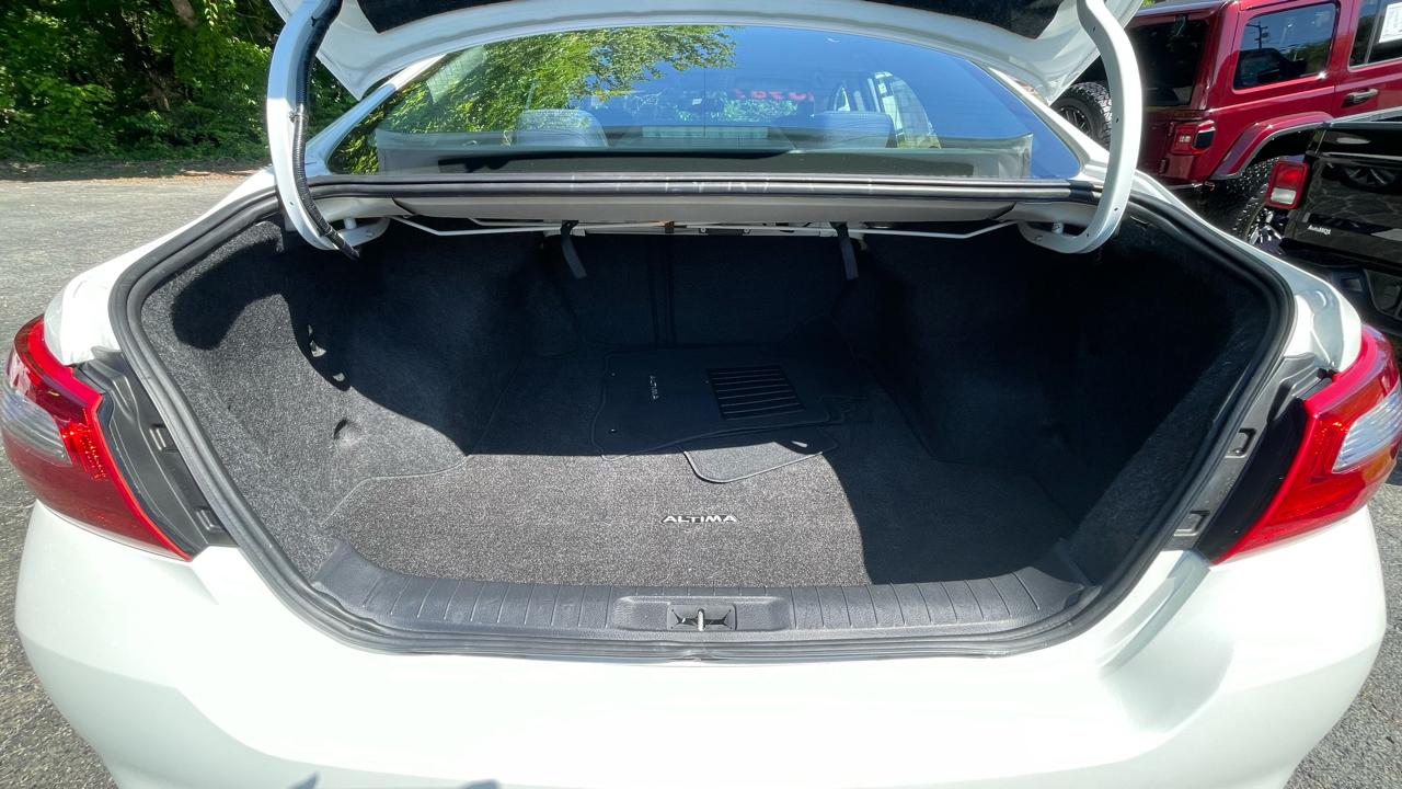 Nissan Altima 2.5 SV 2017
