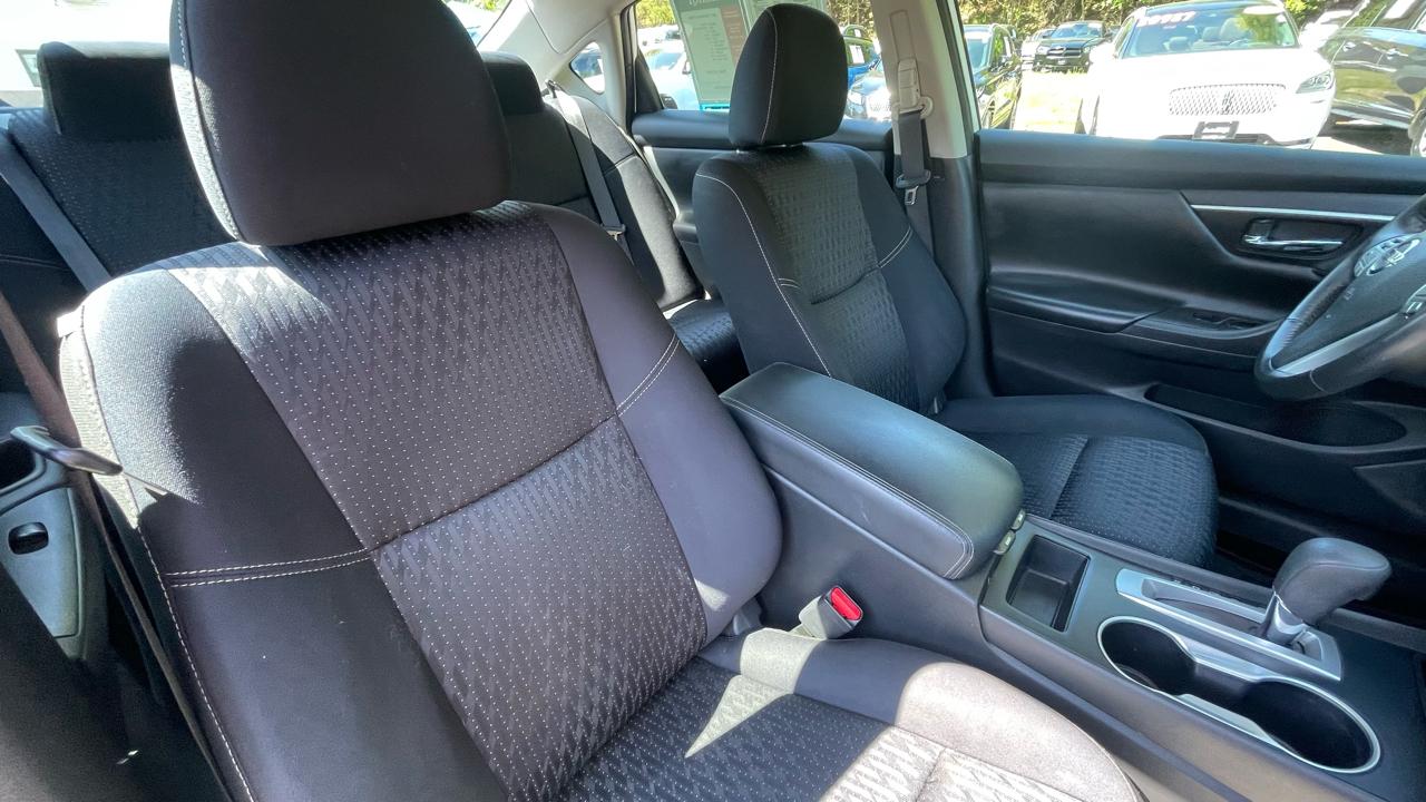 Nissan Altima 2.5 SV 2017