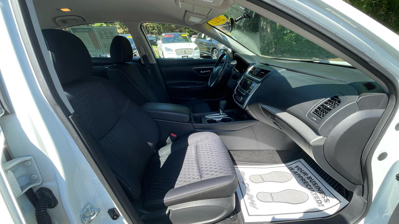 Nissan Altima 2.5 SV 2017