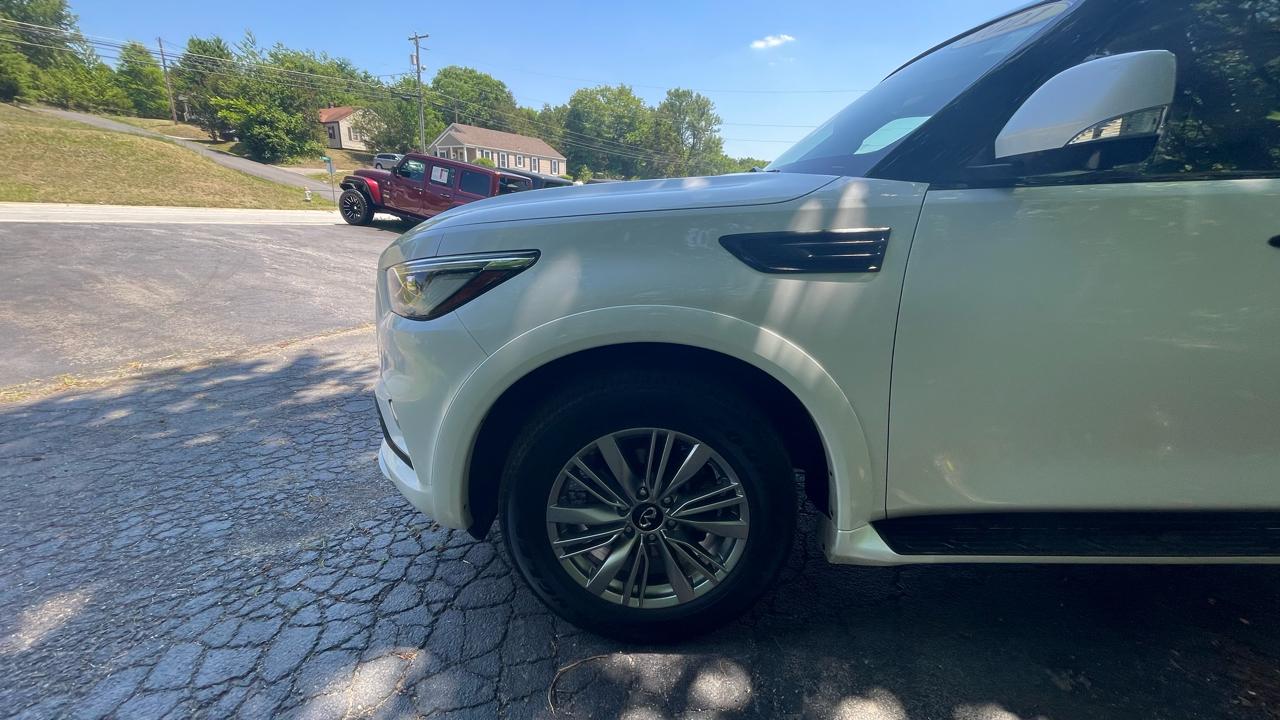 Infiniti QX80 LUXE 4WD 2021