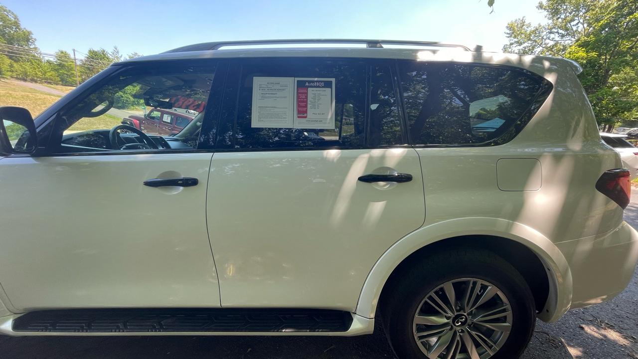 Infiniti QX80 LUXE 4WD 2021