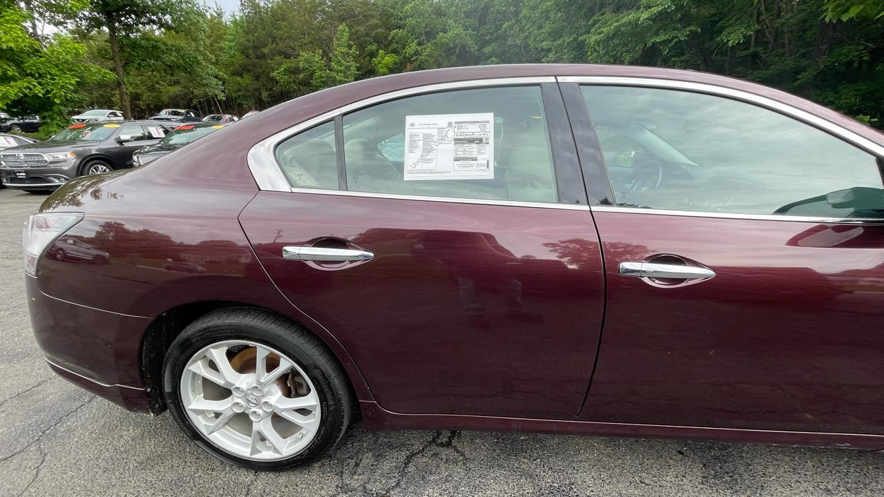 Nissan Maxima SV 2014