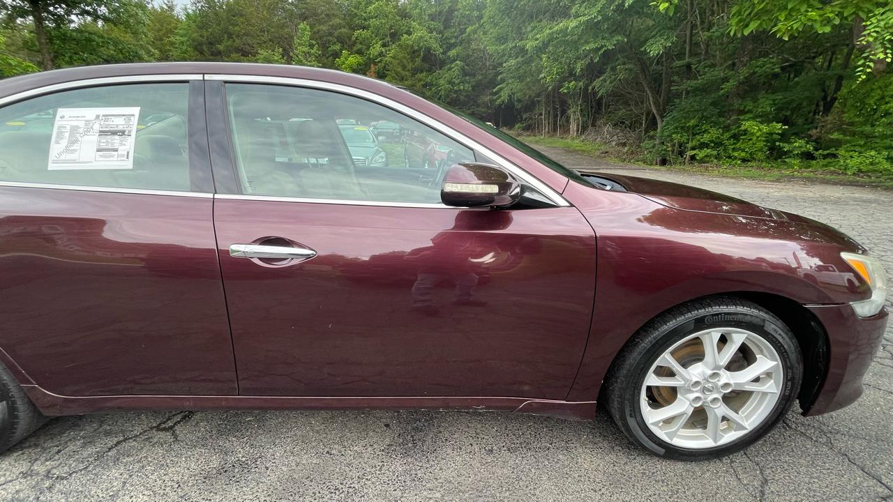 Nissan Maxima SV 2014