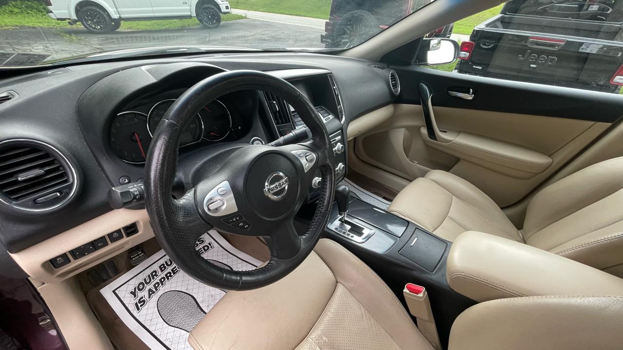 Nissan Maxima SV 2014