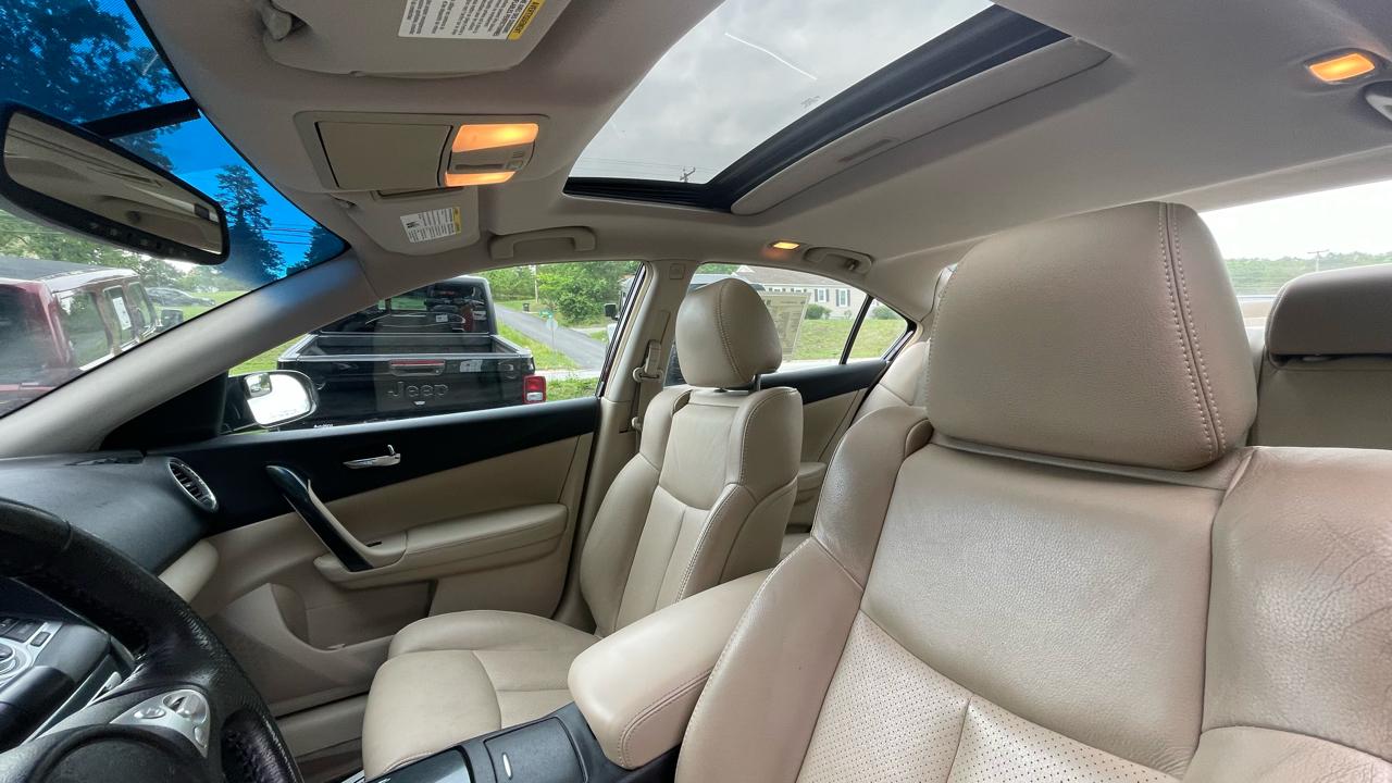 Nissan Maxima SV 2014
