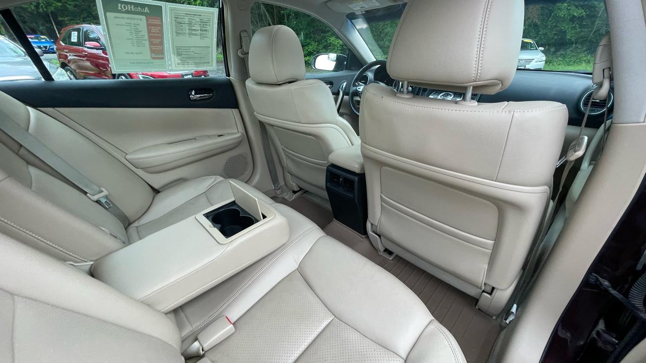 Nissan Maxima SV 2014