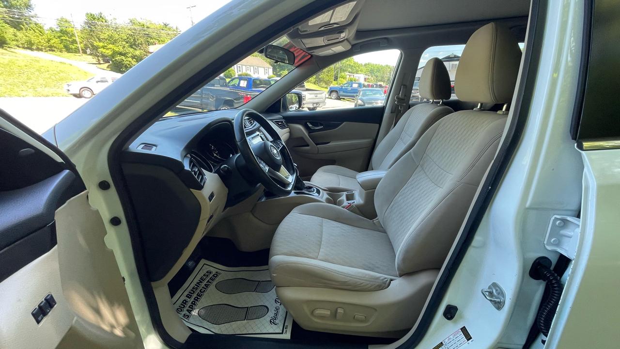 Nissan Rogue SV AWD 2018