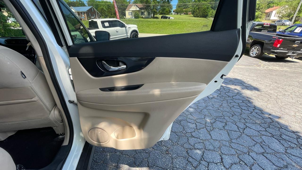 Nissan Rogue SV AWD 2018