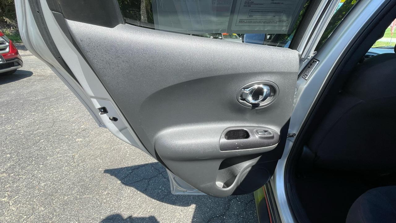 Nissan Juke S AWD 2016