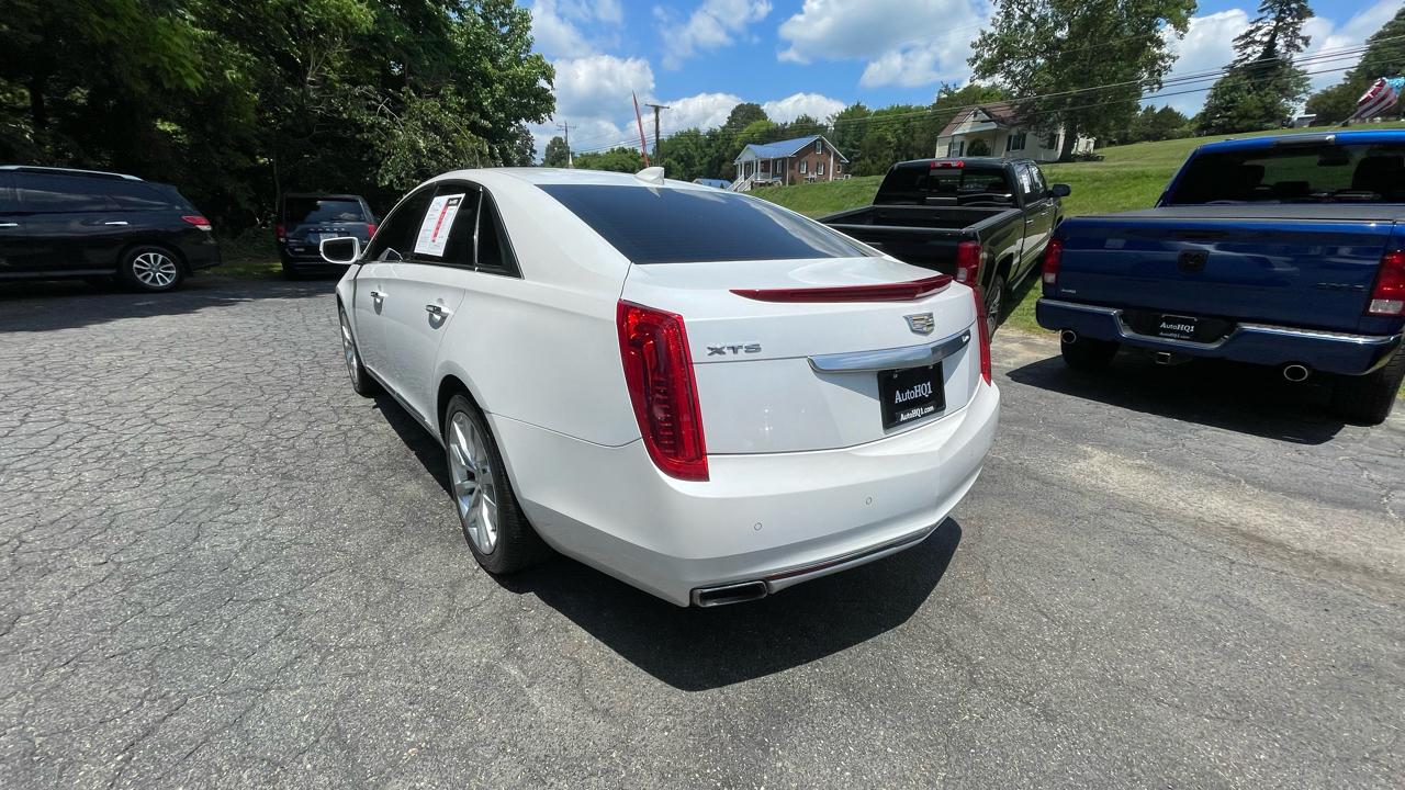 Cadillac XTS  2017
