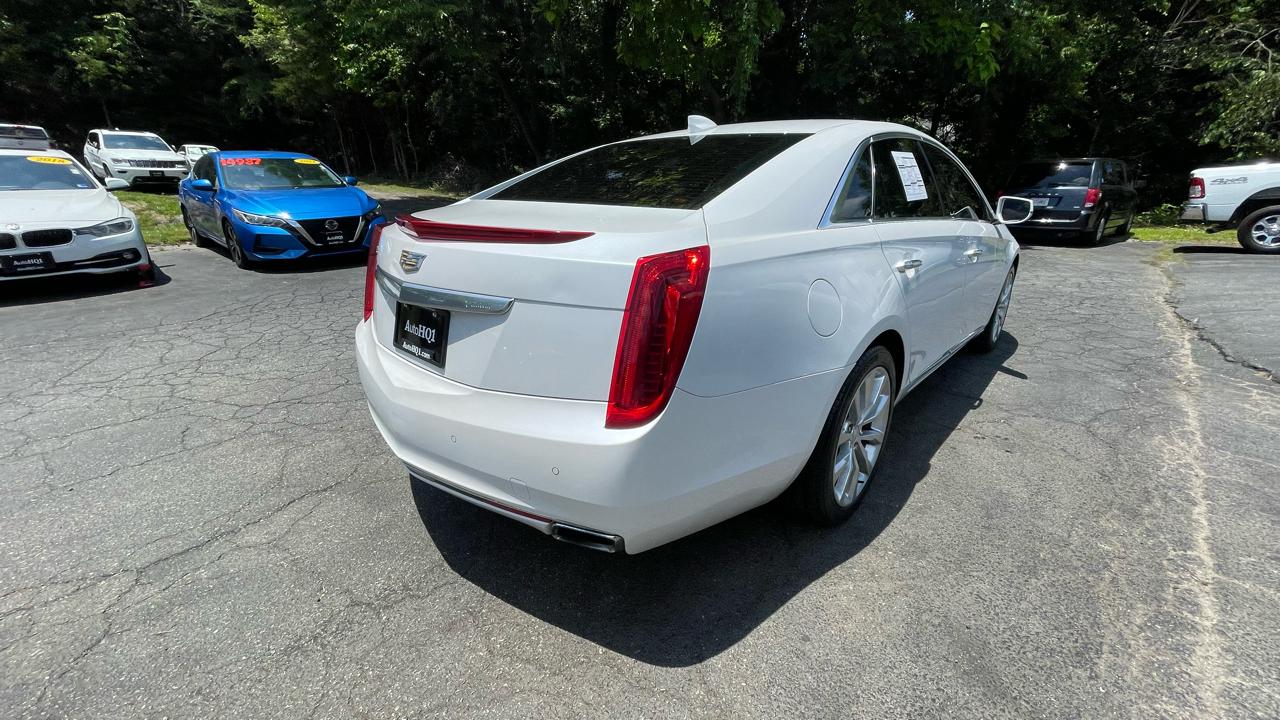 Cadillac XTS  2017