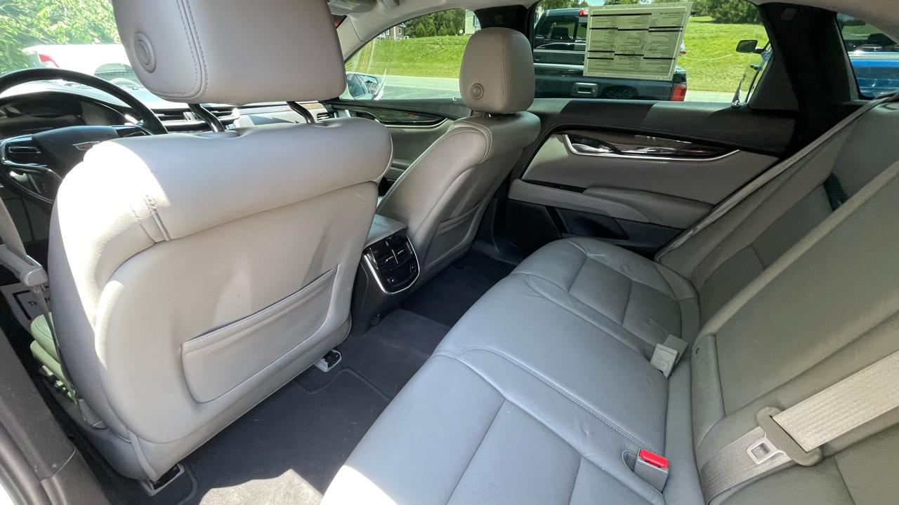 Cadillac XTS  2017