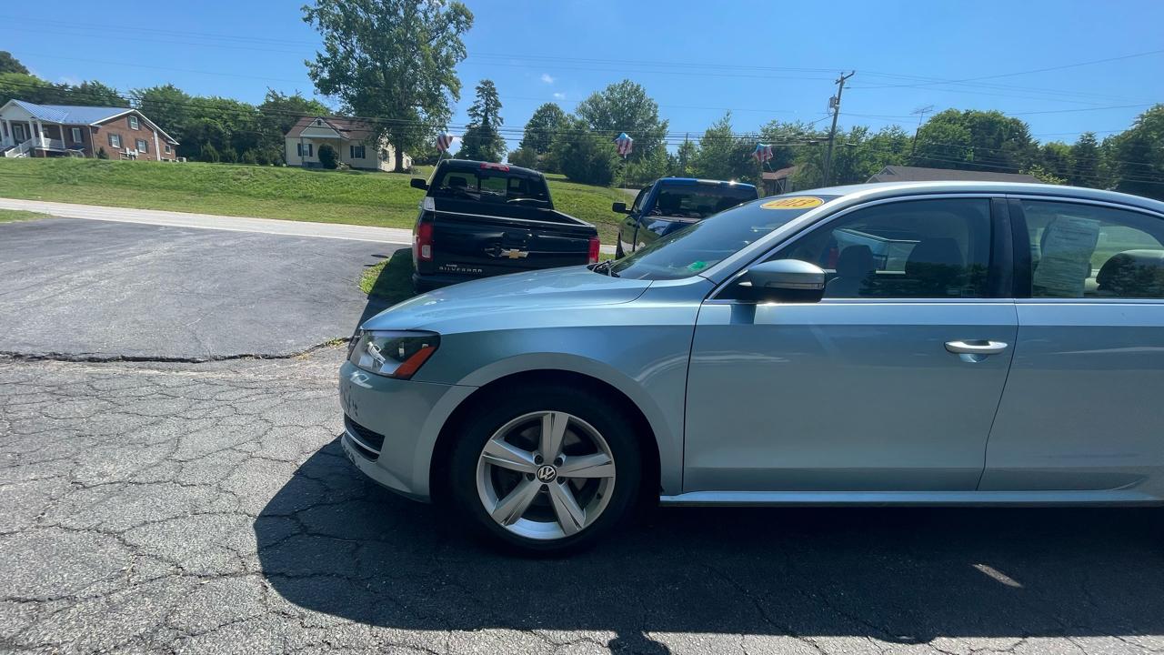 Volkswagen Passat  2013