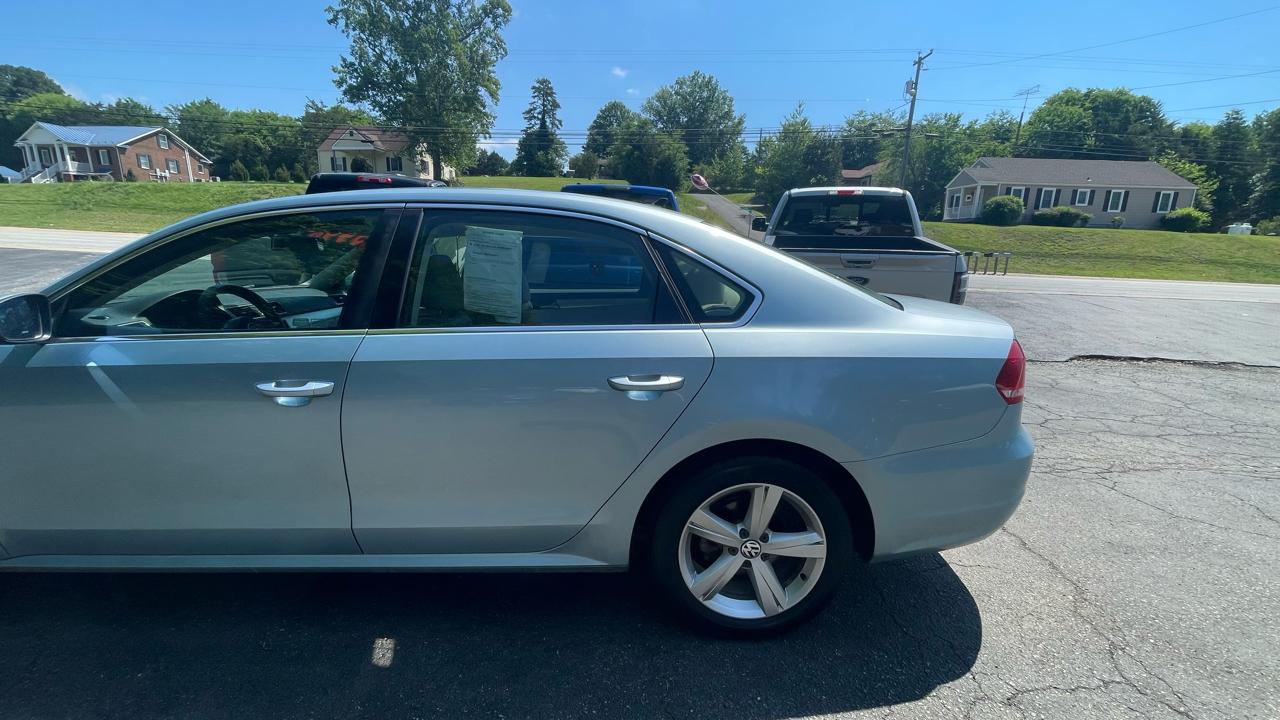 Volkswagen Passat  2013