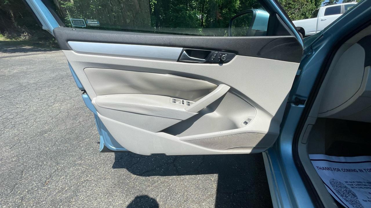 Volkswagen Passat  2013
