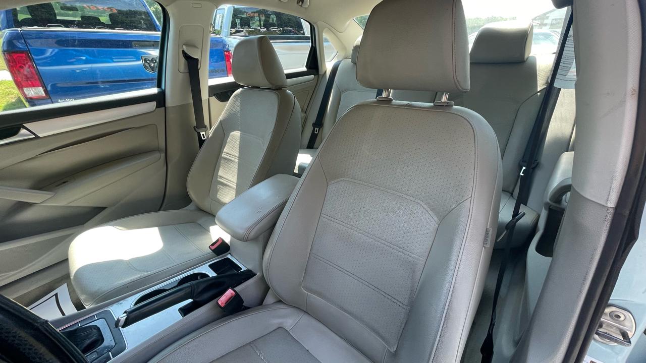 Volkswagen Passat  2013