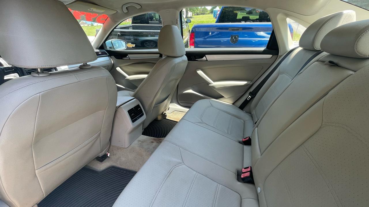 Volkswagen Passat  2013