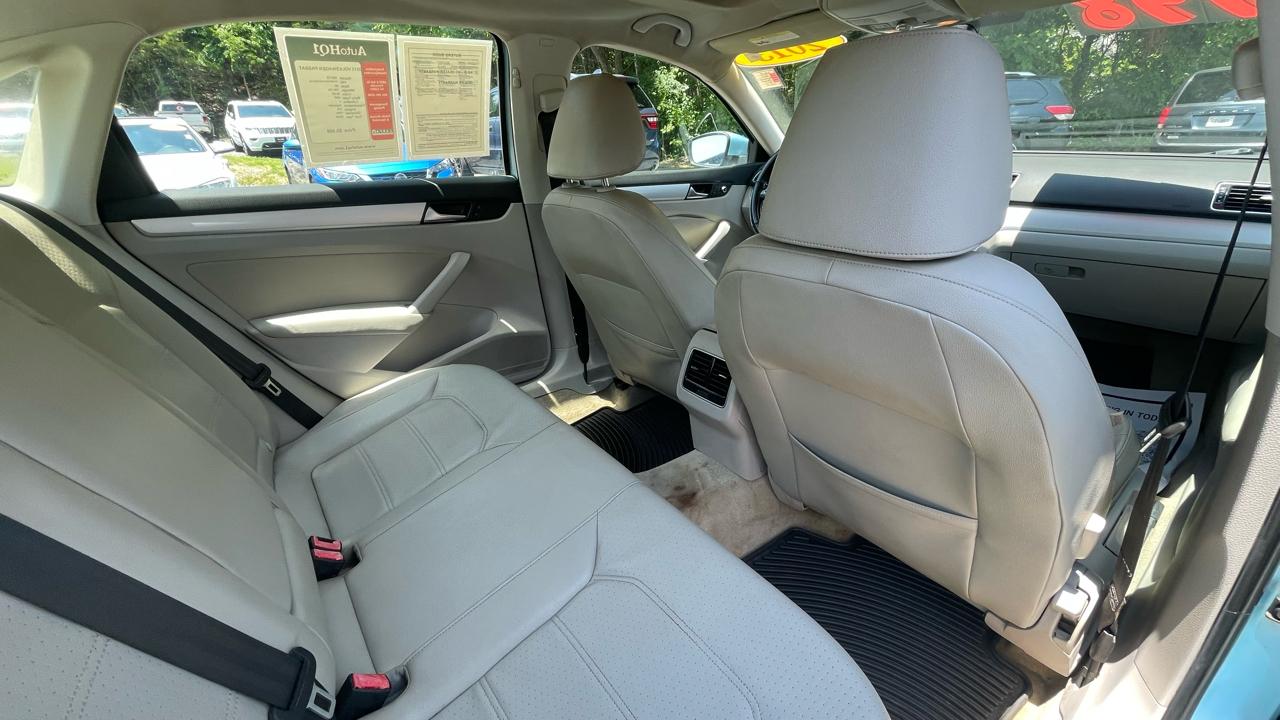 Volkswagen Passat  2013