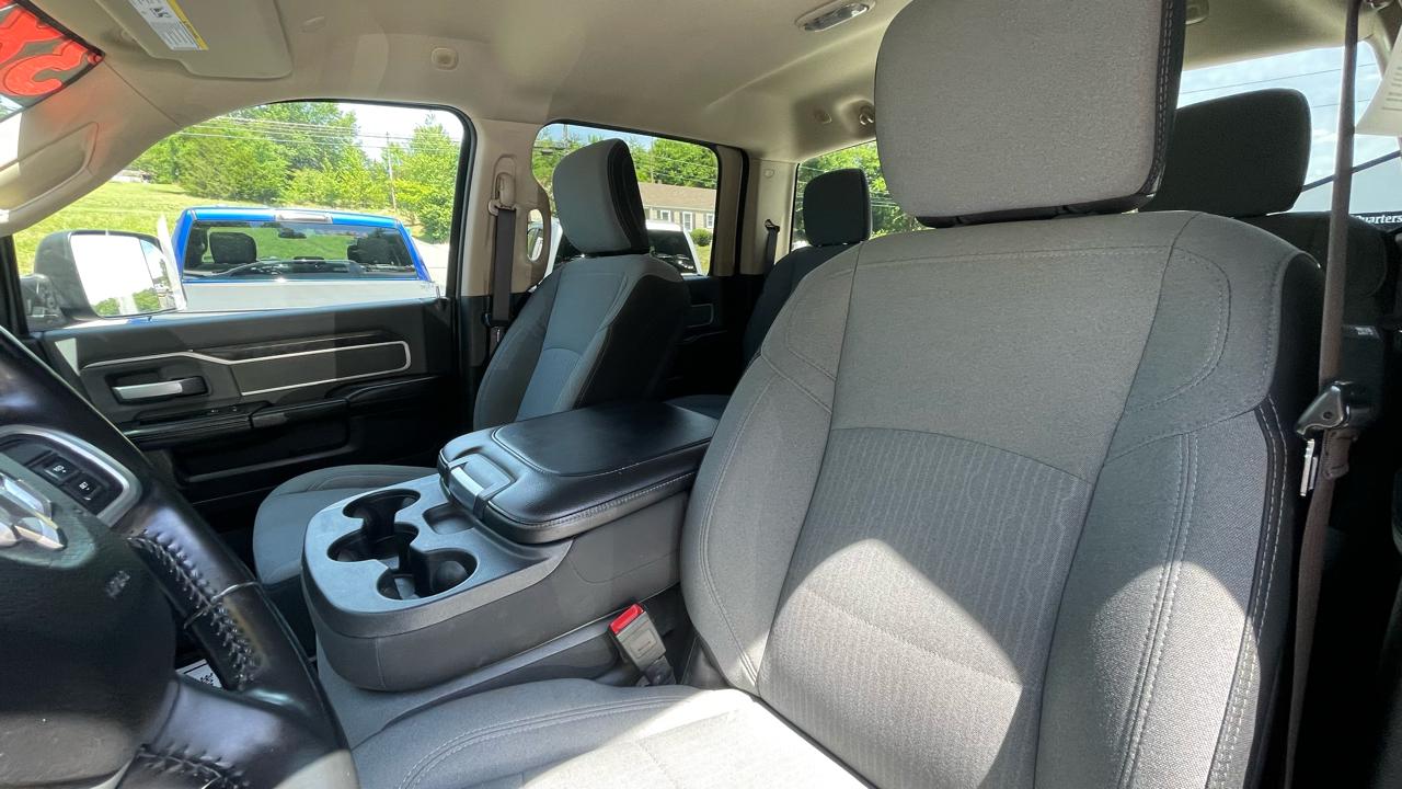 RAM 2500 Big Horn Crew Cab 4WD 2020