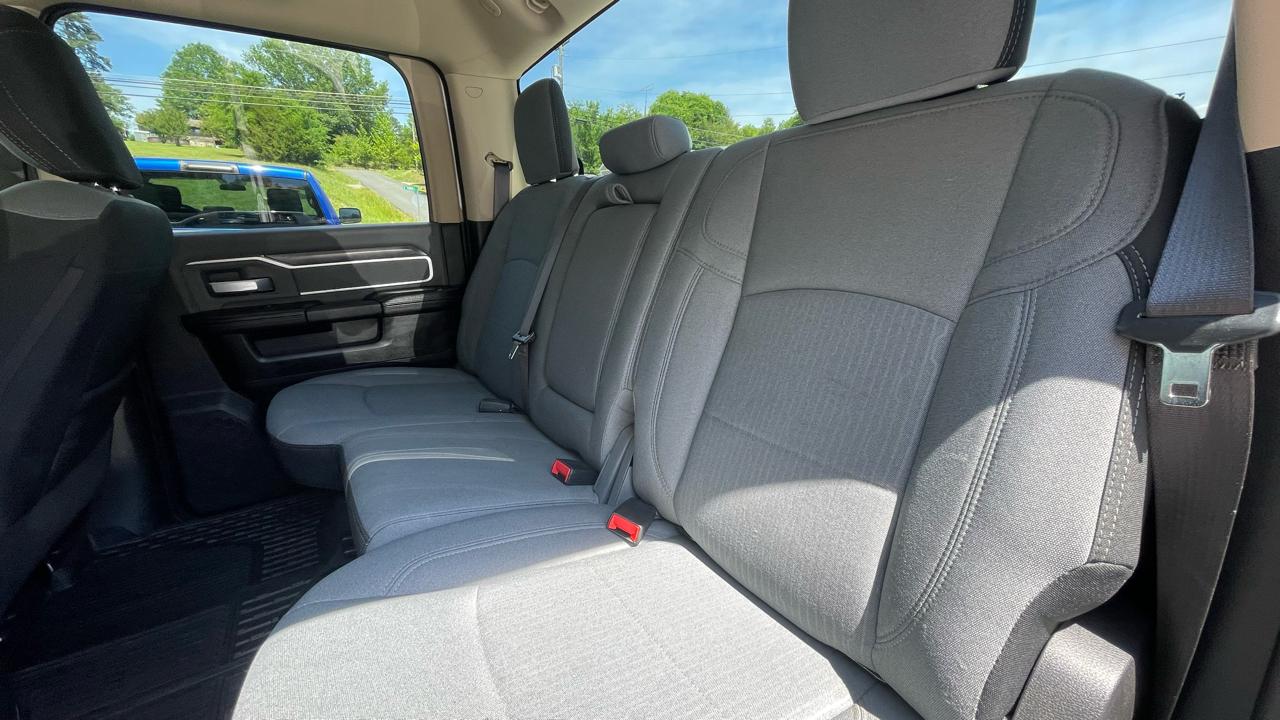 RAM 2500 Big Horn Crew Cab 4WD 2020