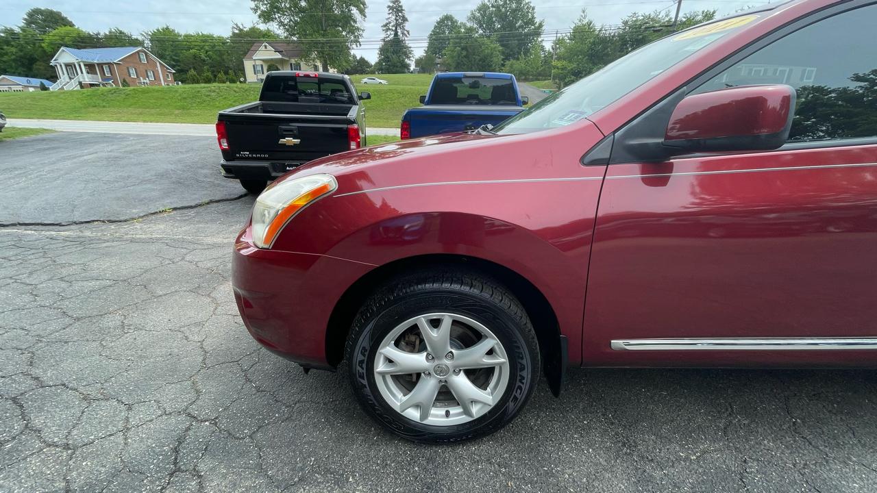 Nissan Rogue SV AWD 2011