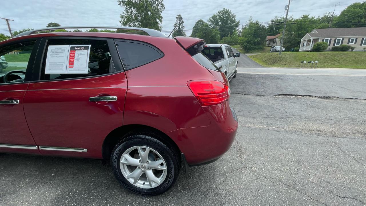 Nissan Rogue SV AWD 2011
