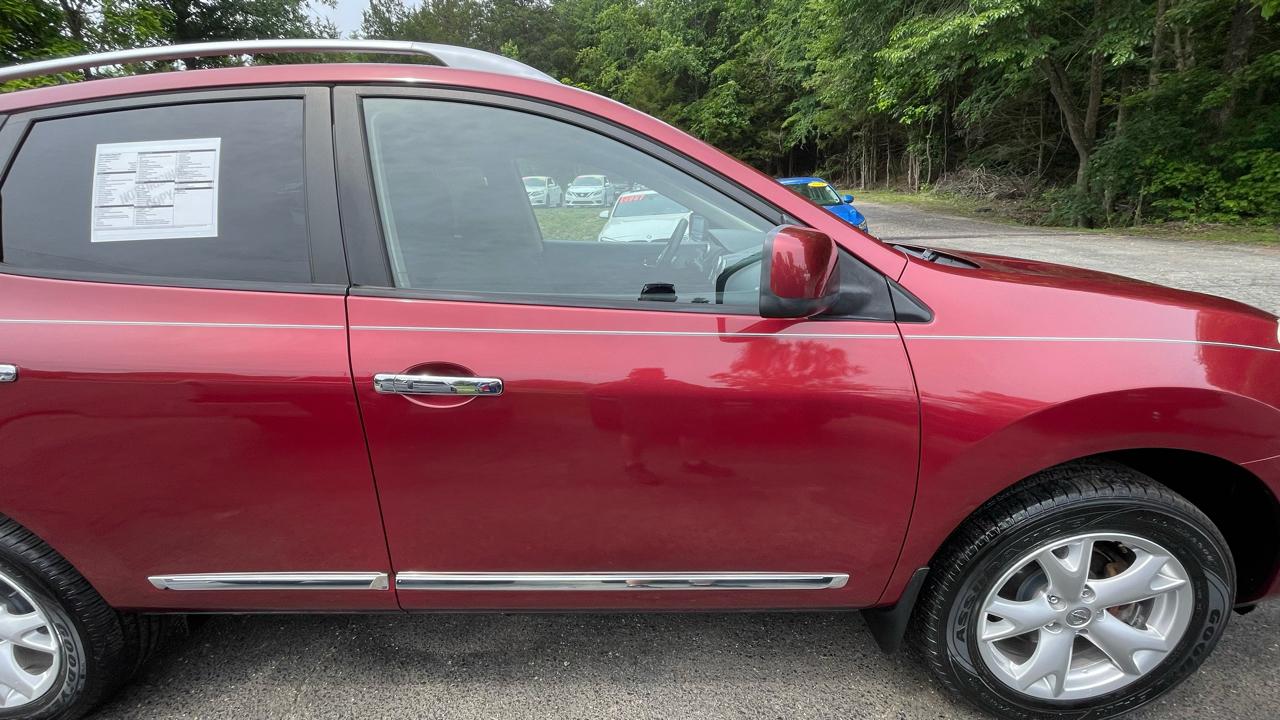 Nissan Rogue SV AWD 2011