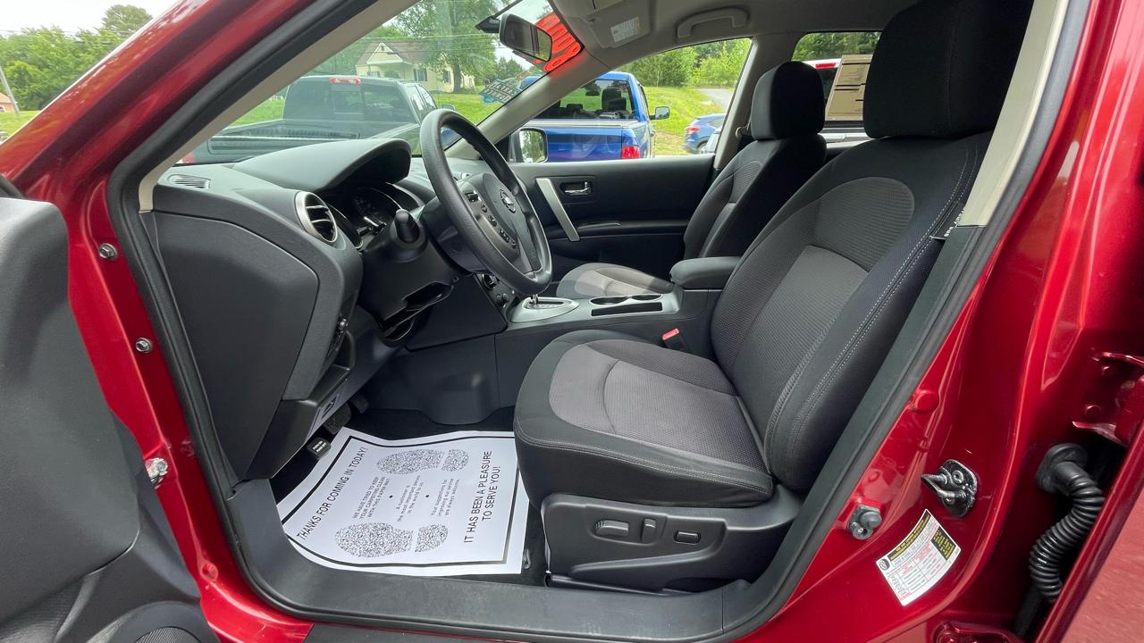 Nissan Rogue SV AWD 2011