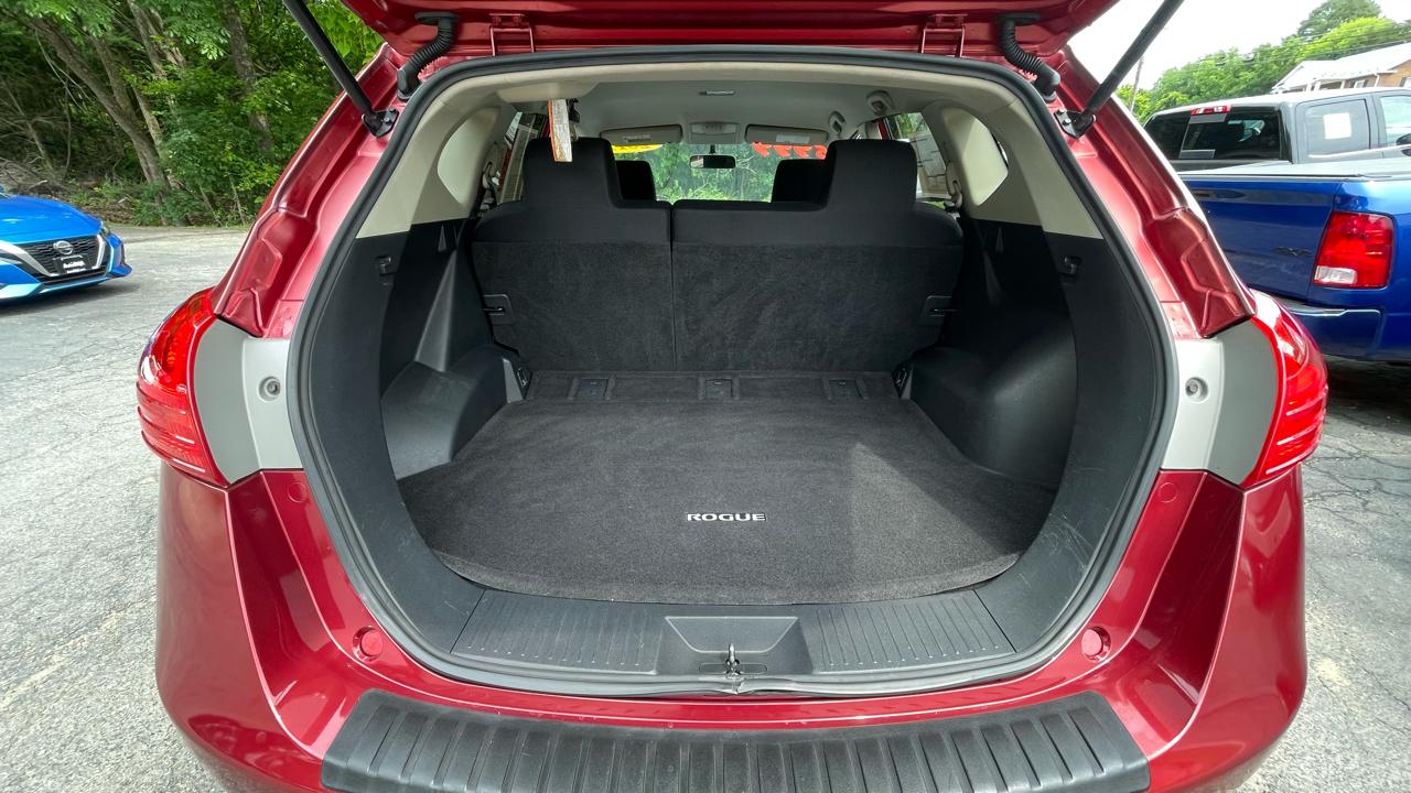Nissan Rogue SV AWD 2011