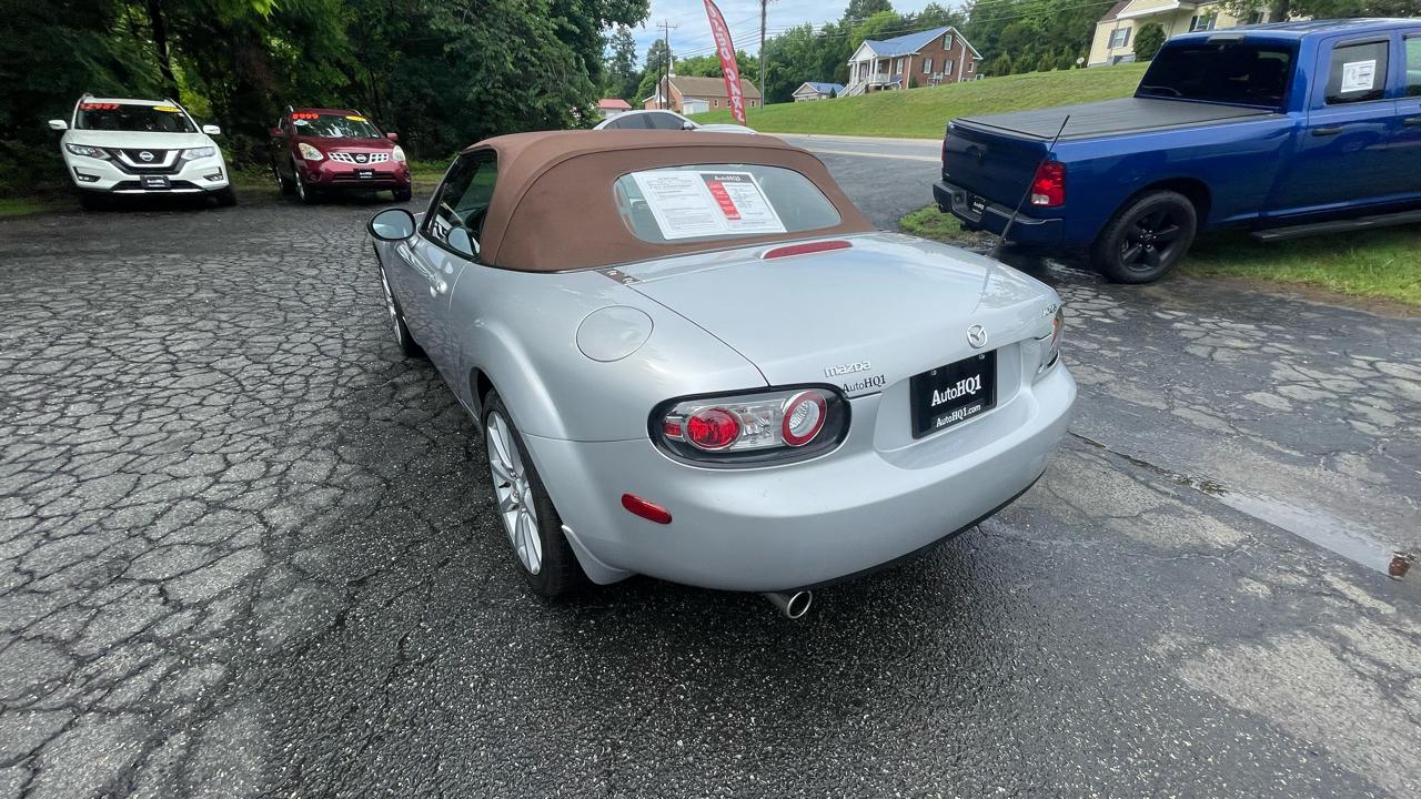 Mazda MX-5 Miata Grand Touring 2006