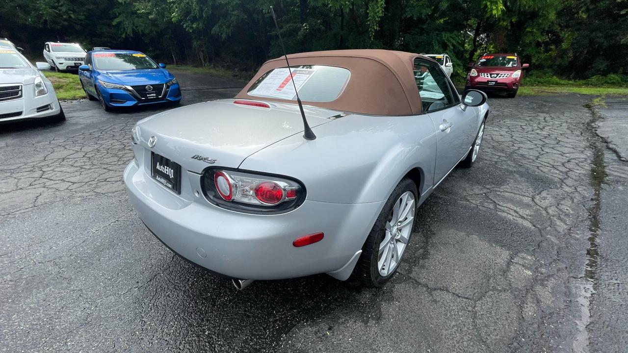Mazda MX-5 Miata Grand Touring 2006