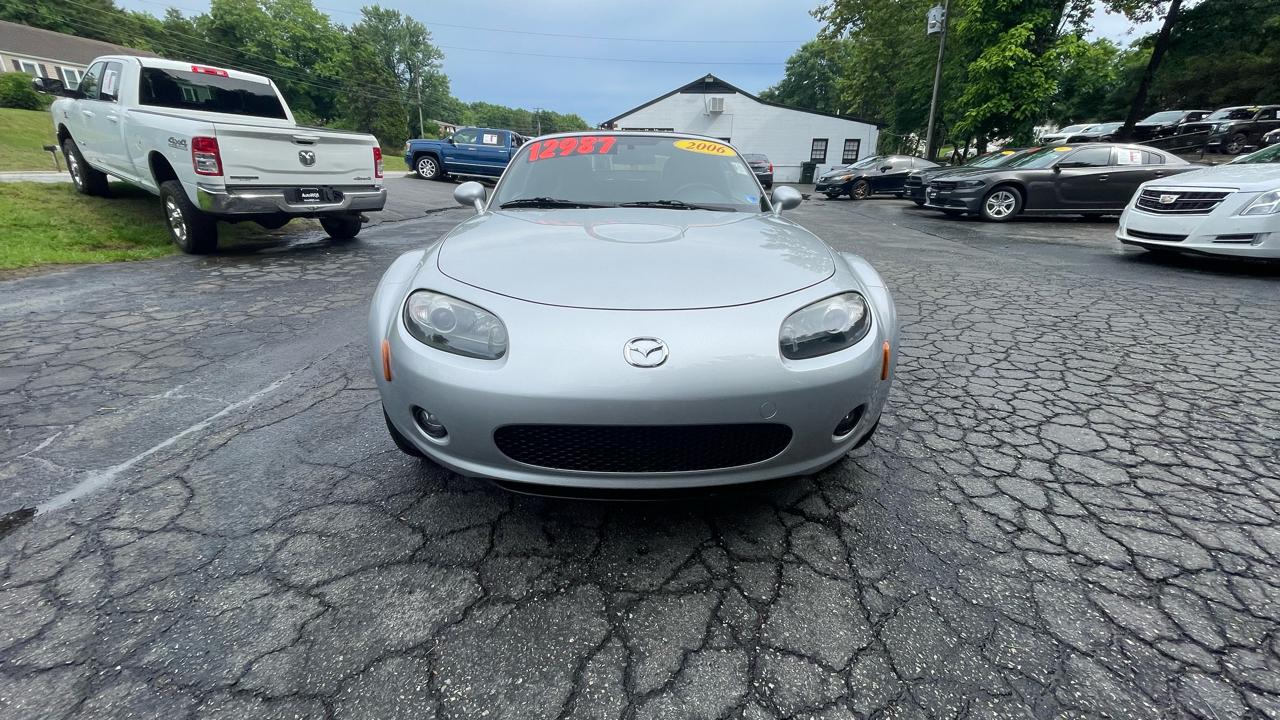Mazda MX-5 Miata Grand Touring 2006