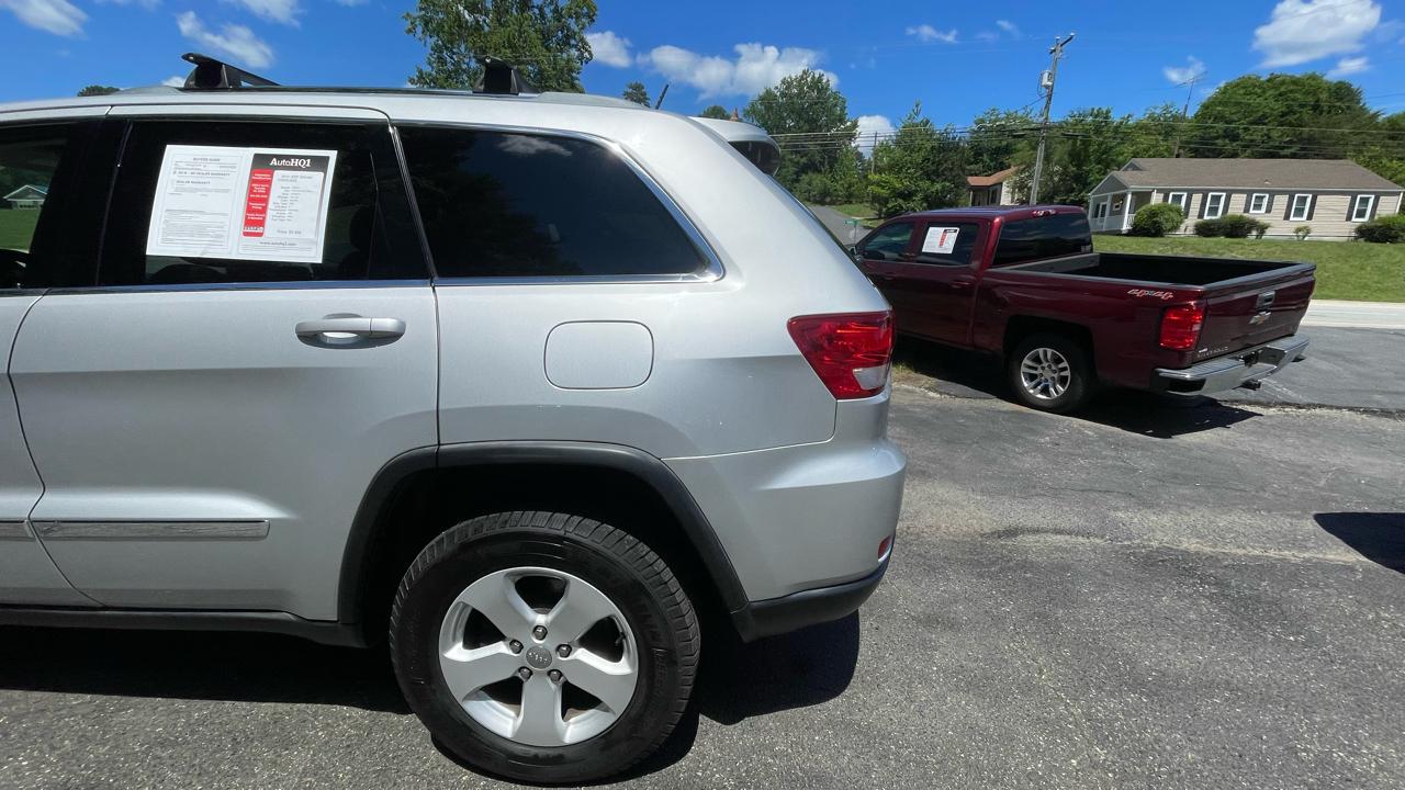 Jeep Grand Cherokee Laredo 4WD 2012