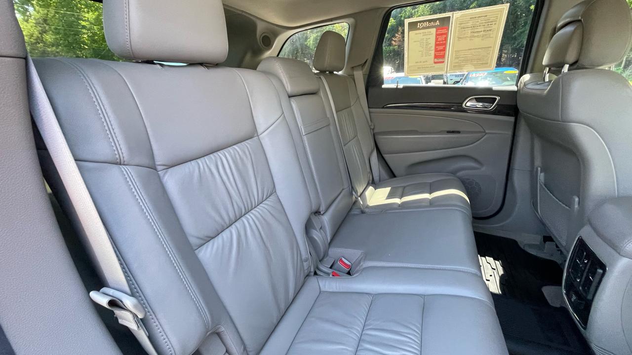 Jeep Grand Cherokee Laredo 4WD 2012