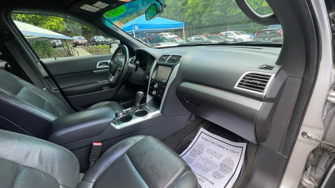 Ford Explorer XLT 4WD 2014