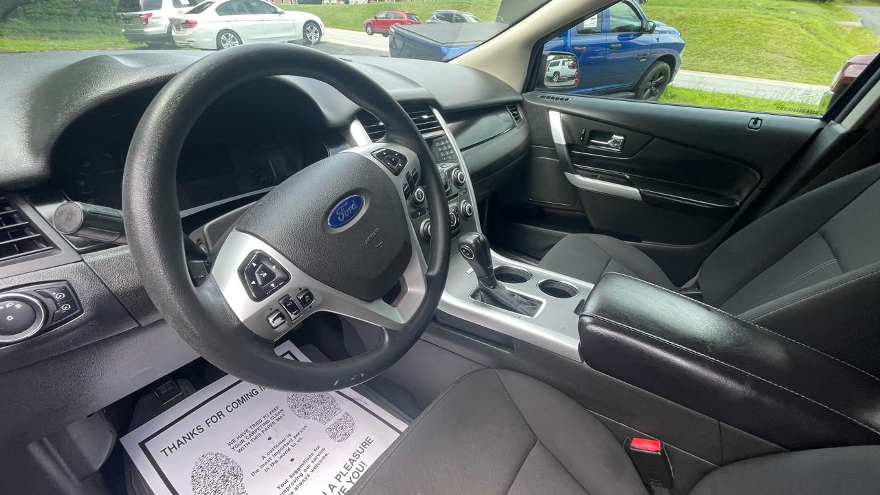 Ford Edge SE FWD 2013