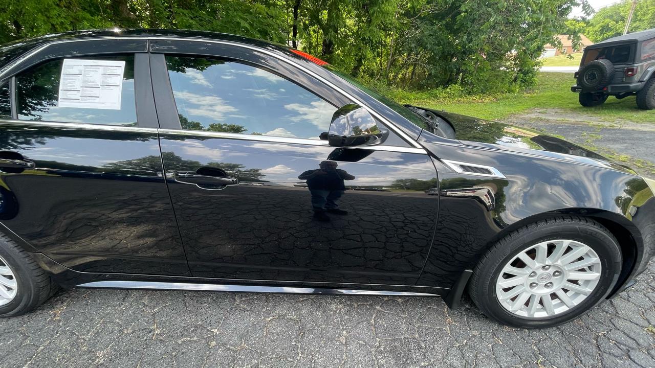 Cadillac CTS 3.0L Luxury AWD 2011