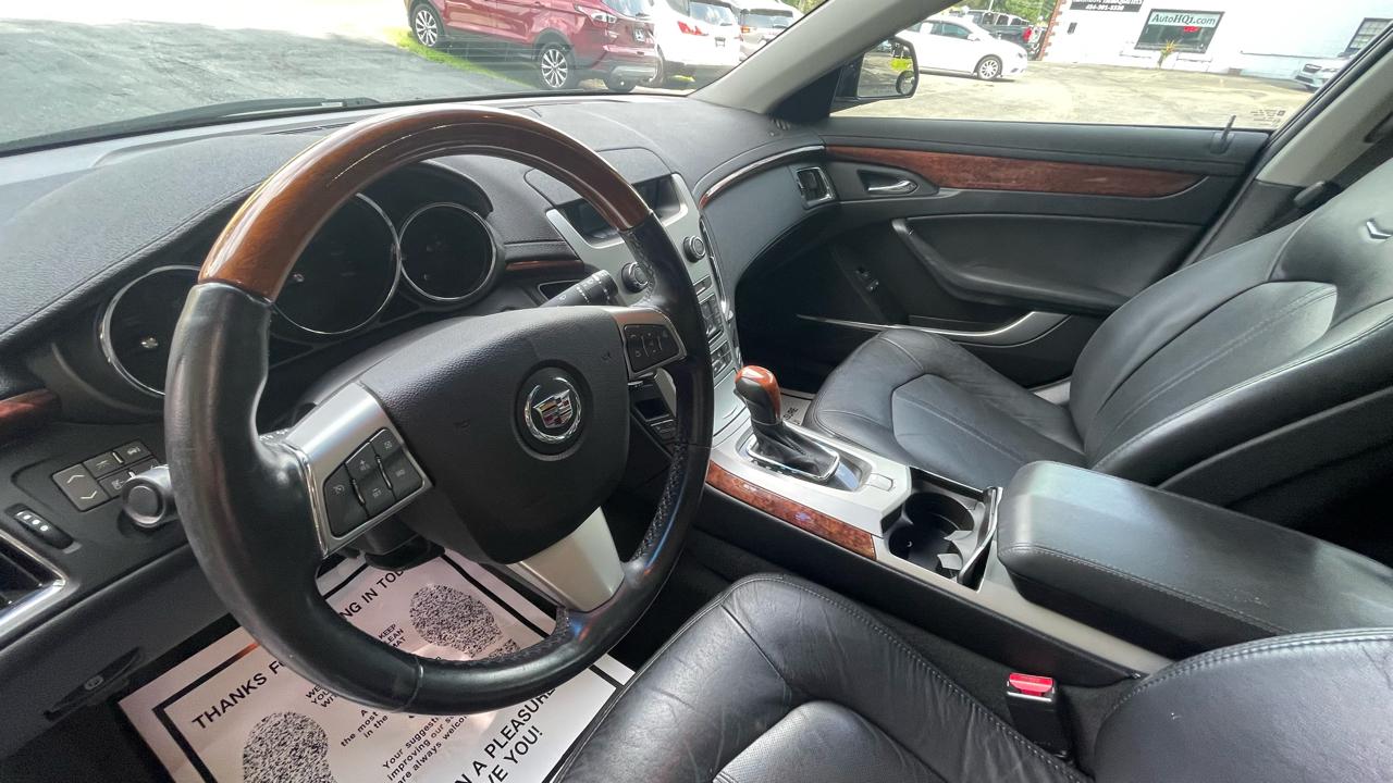 Cadillac CTS 3.0L Luxury AWD 2011