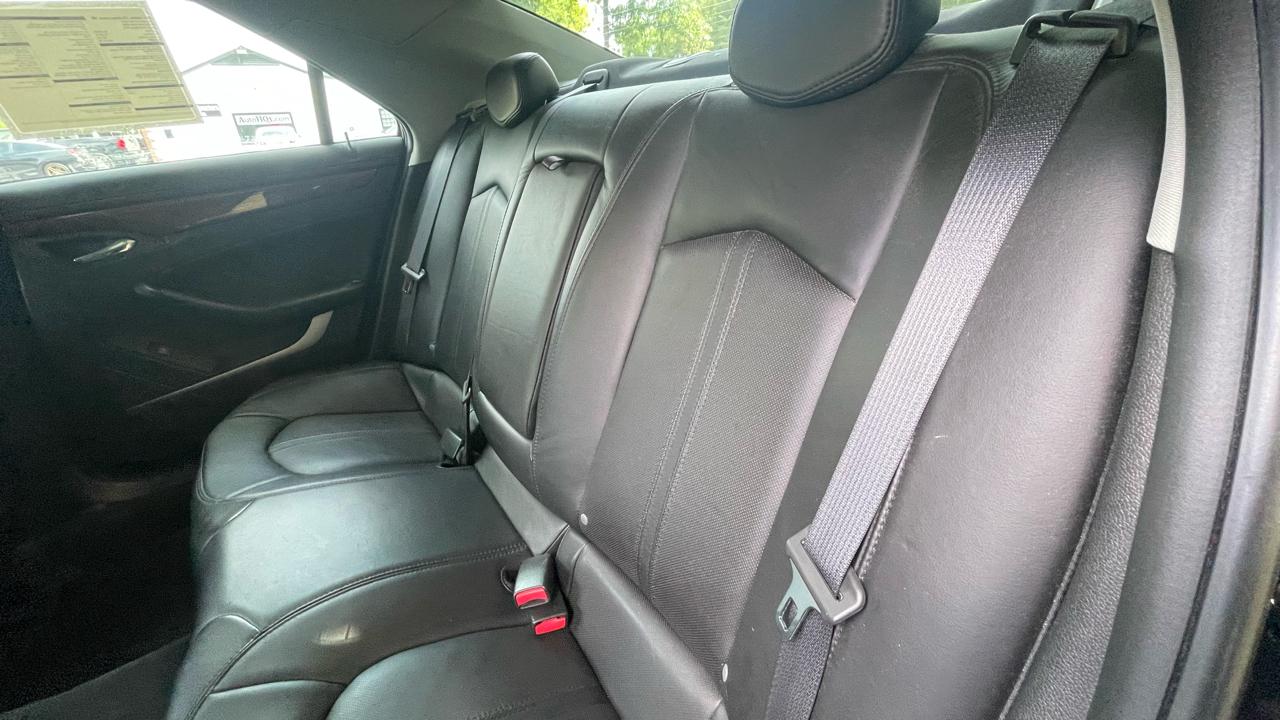 Cadillac CTS 3.0L Luxury AWD 2011
