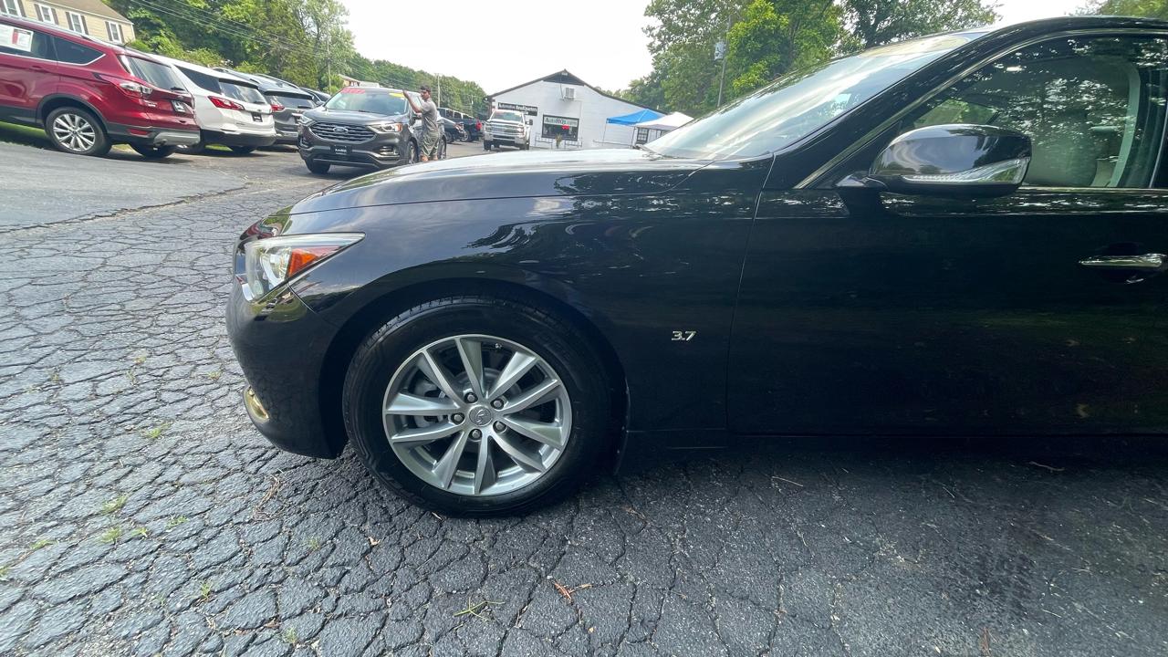 Infiniti Q50 Premium AWD 2015