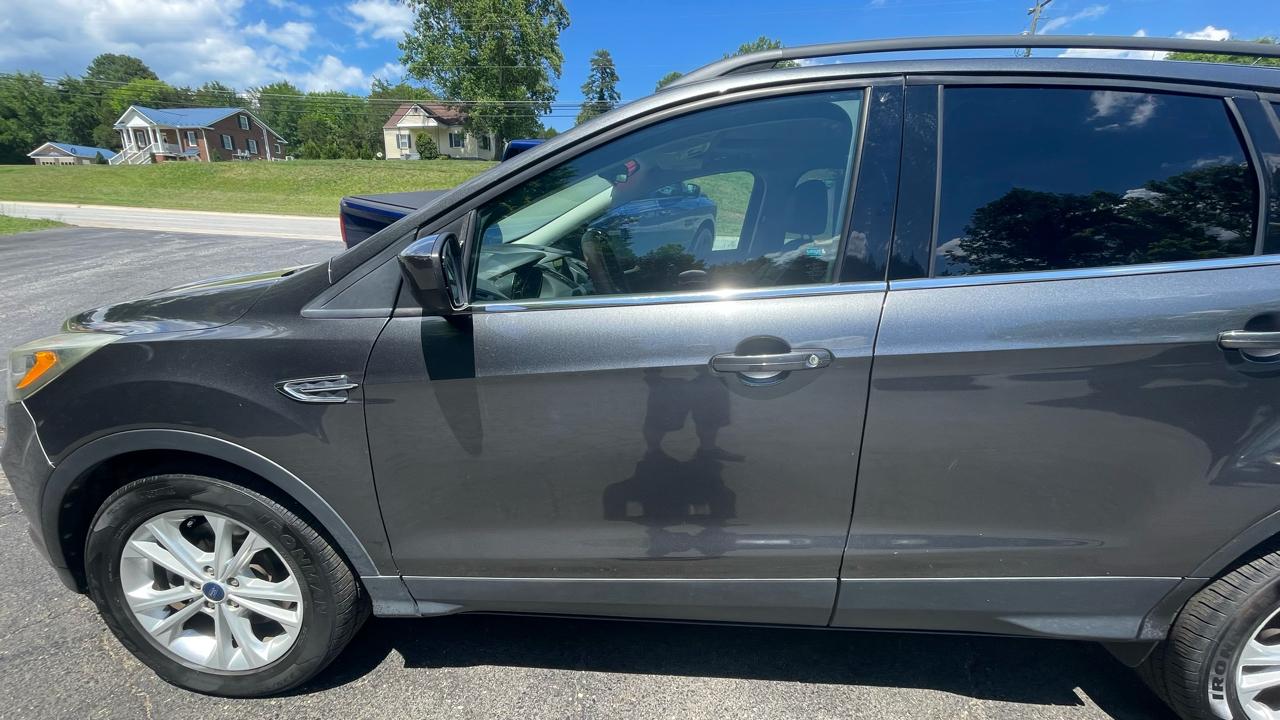 Ford Escape SE 4WD 2017