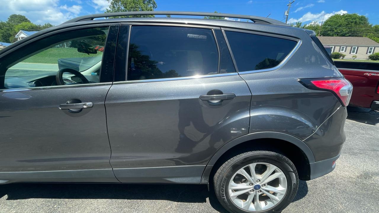 Ford Escape SE 4WD 2017