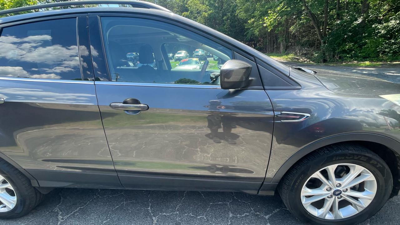 Ford Escape SE 4WD 2017
