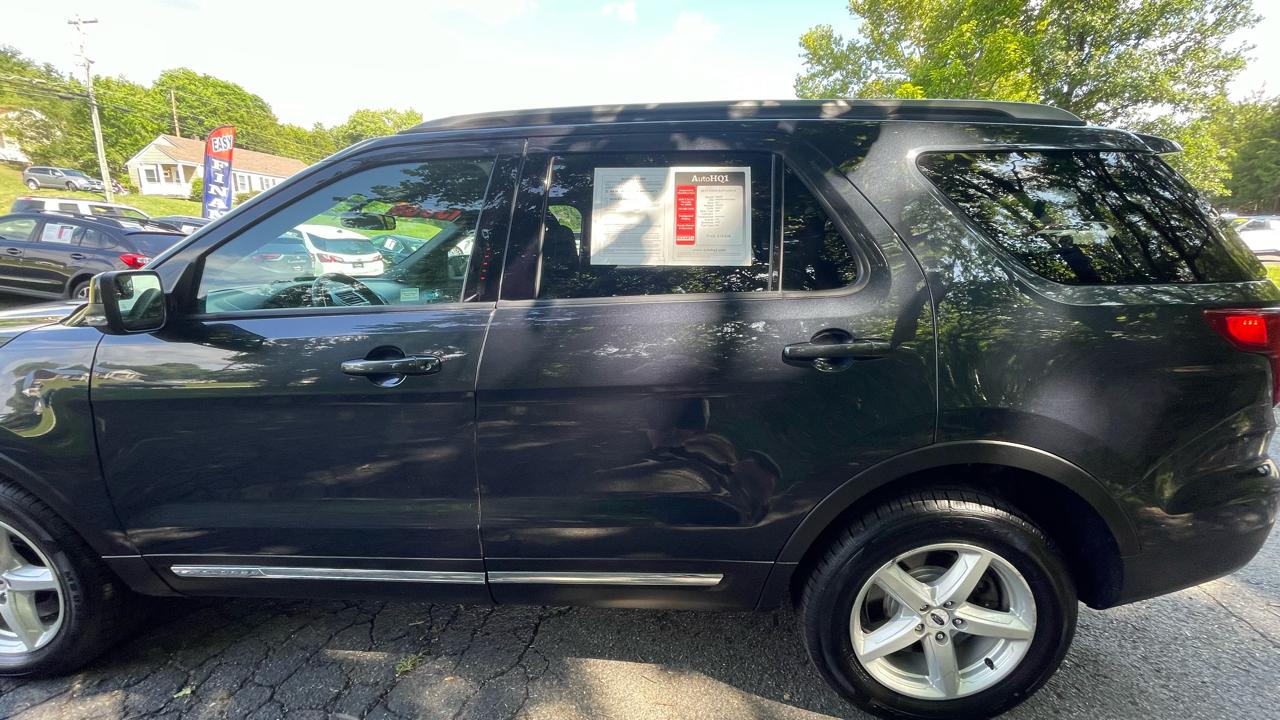 Ford Explorer XLT 4WD 2017