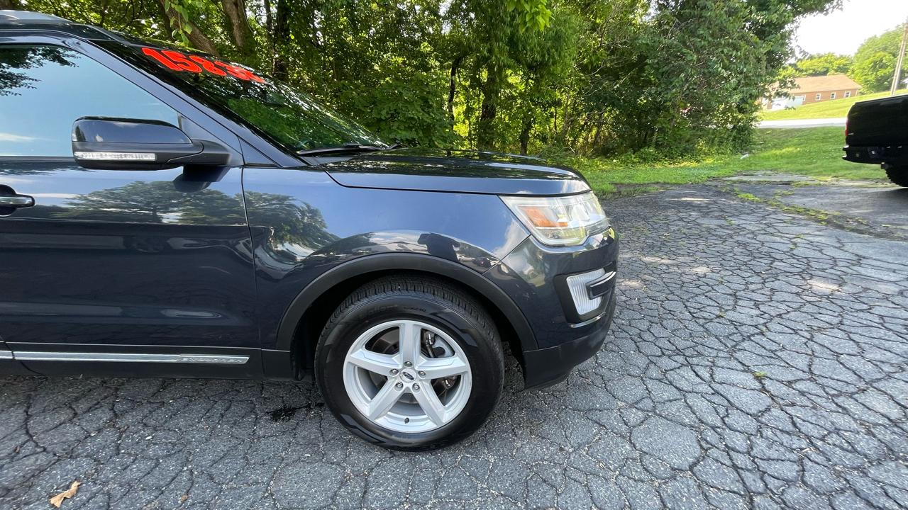 Ford Explorer XLT 4WD 2017