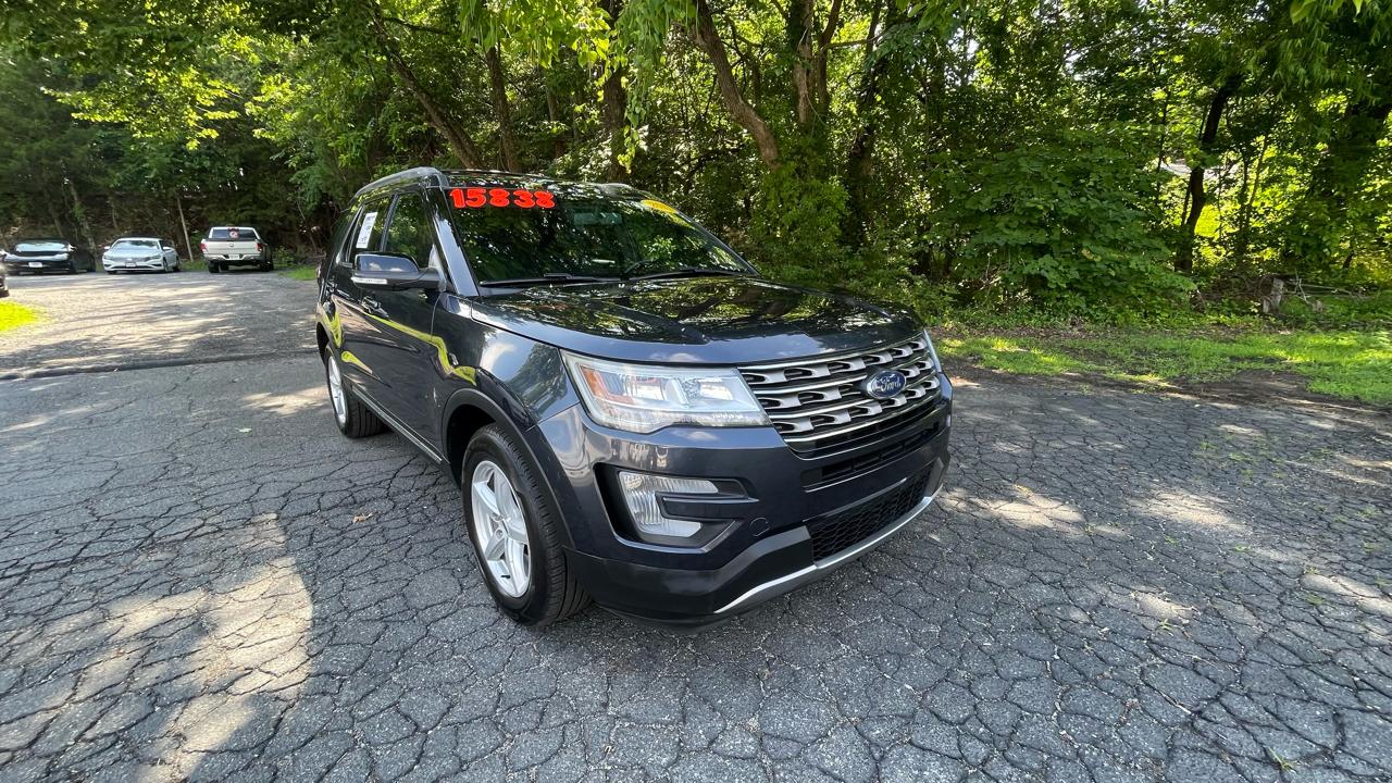 Ford Explorer XLT 4WD 2017