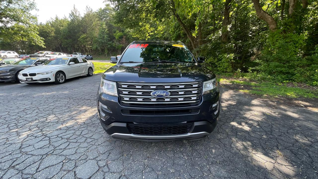 Ford Explorer XLT 4WD 2017