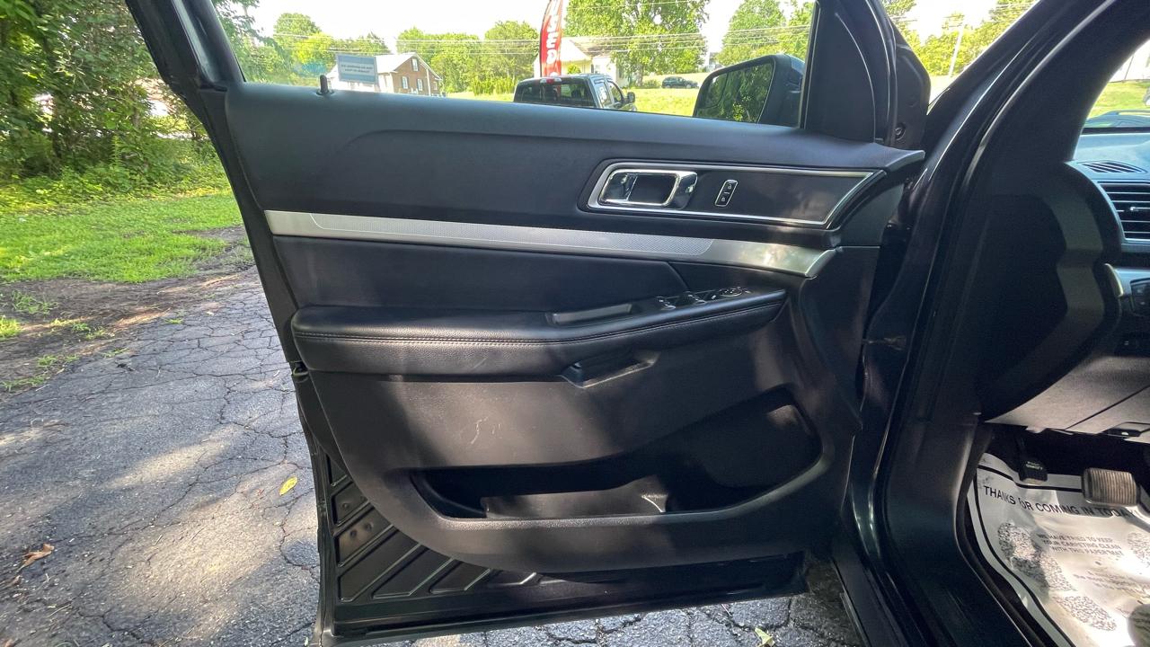 Ford Explorer XLT 4WD 2017