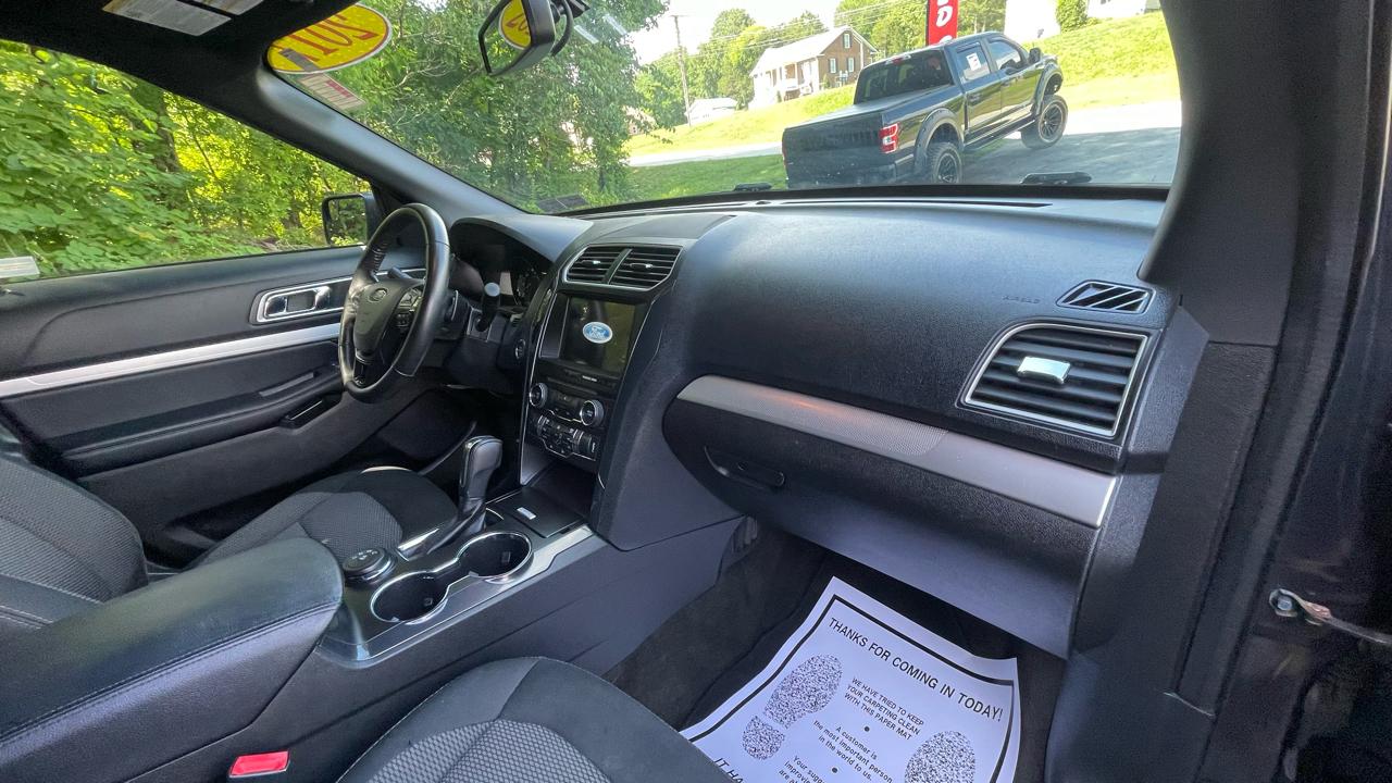 Ford Explorer XLT 4WD 2017