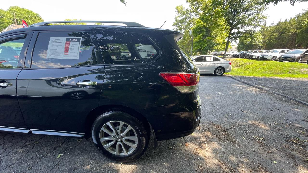 Nissan Pathfinder SV 4WD 2015